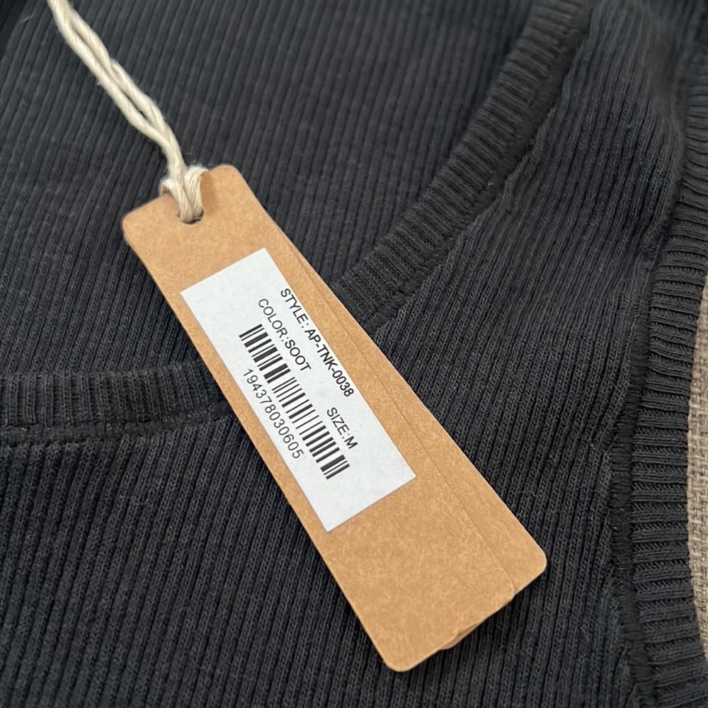 Skims Soft Lounge Tank - Picture 10 of 13